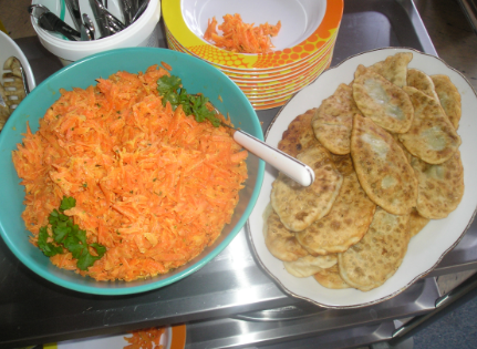 Kulinarische Weltreise in der Raupengruppe