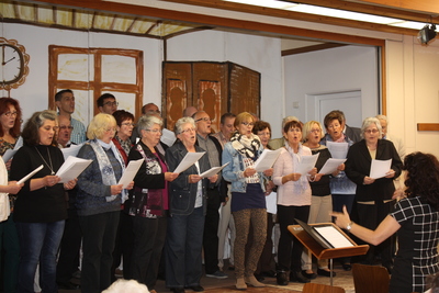 51 - Der Kirchenchor im Gemeindehaus